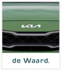 de Waard logo en groene Kia auto grille met Kia logo